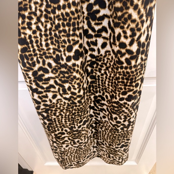 Twelfth Street by Cynthia Vincent 100% Silk leopard maxi dress - Picture 9 of 11